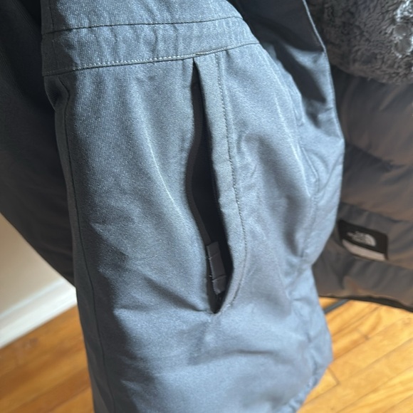 The North Face Arctic Down jacket 14-16 - Picture 11 of 13